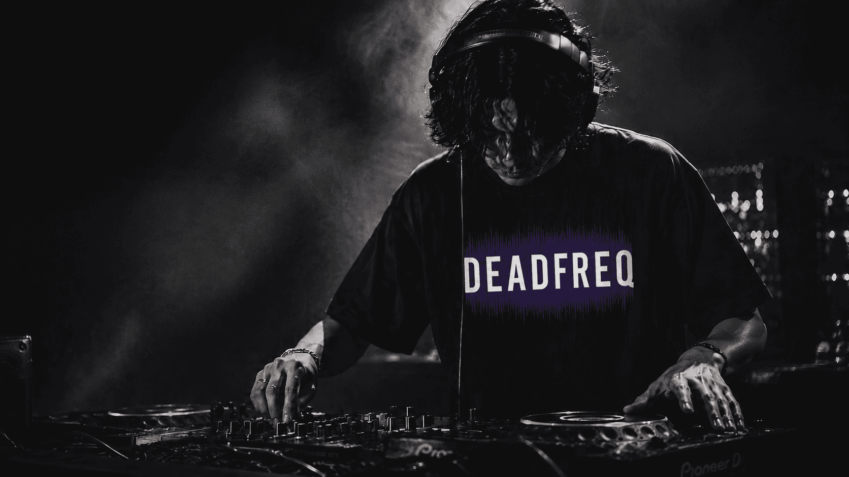 DEADFREQ hero