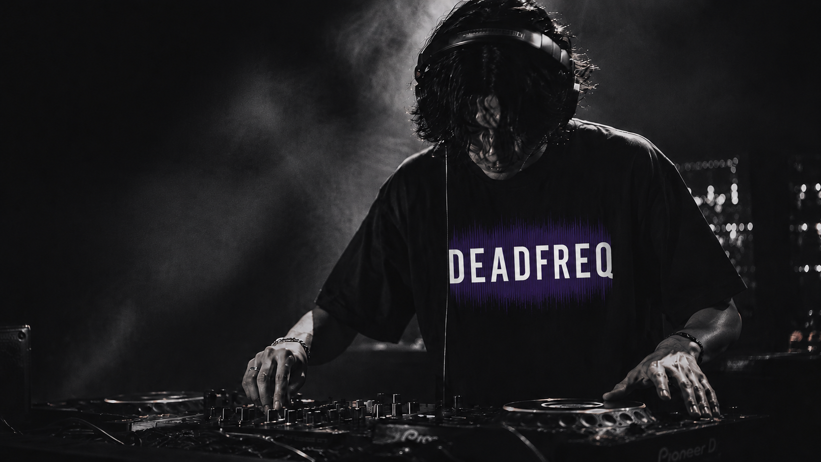 DEADFREQ hero